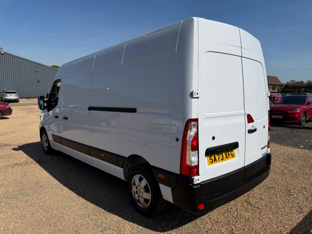 Renault Master 2.3 Dci Energy 35 Advance Fwd Lwb Medium Roof Euro SA73XFG White #5