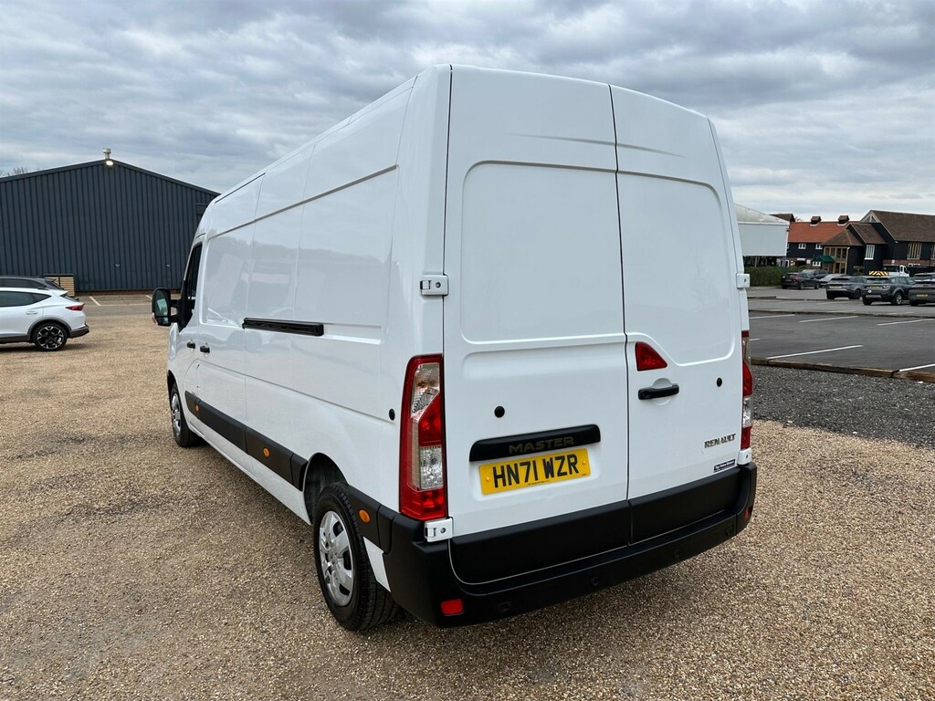 Renault Master 2.3 Dci 35 Business Fwd Lwb Medium Roof Euro 6 HN71WZR White #5