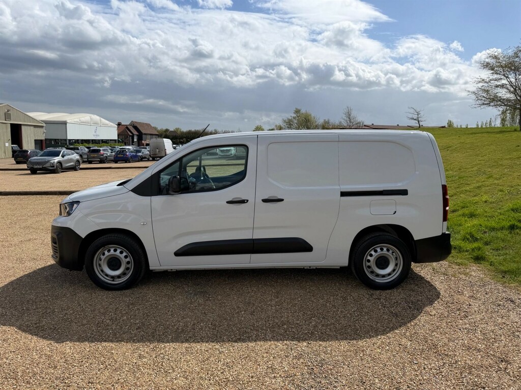 Peugeot Partner 1.5 Bluehdi 850 Professional Premium Long Crew V YP73XAD White #4