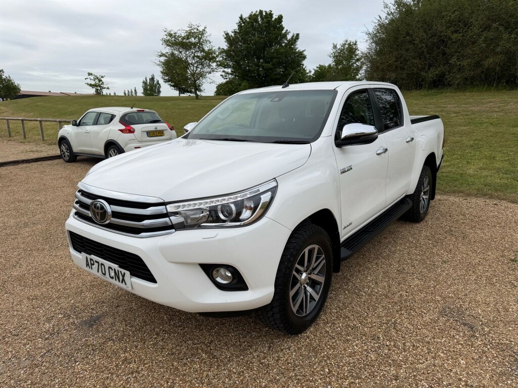 Toyota HILUX 2.4 D-4d Invincible 4Wd Euro 6 Ss White #3