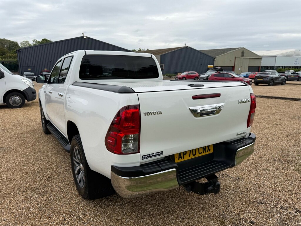 Toyota HILUX 2.4 D-4d Invincible 4Wd Euro 6 Ss White #5