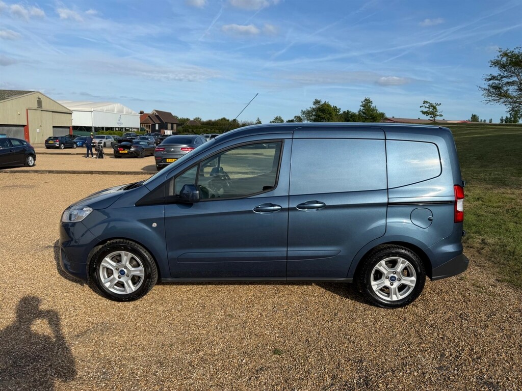 Ford Transit Courier 1.0 Ecoboost Limited L1 Euro 6 Blue #4