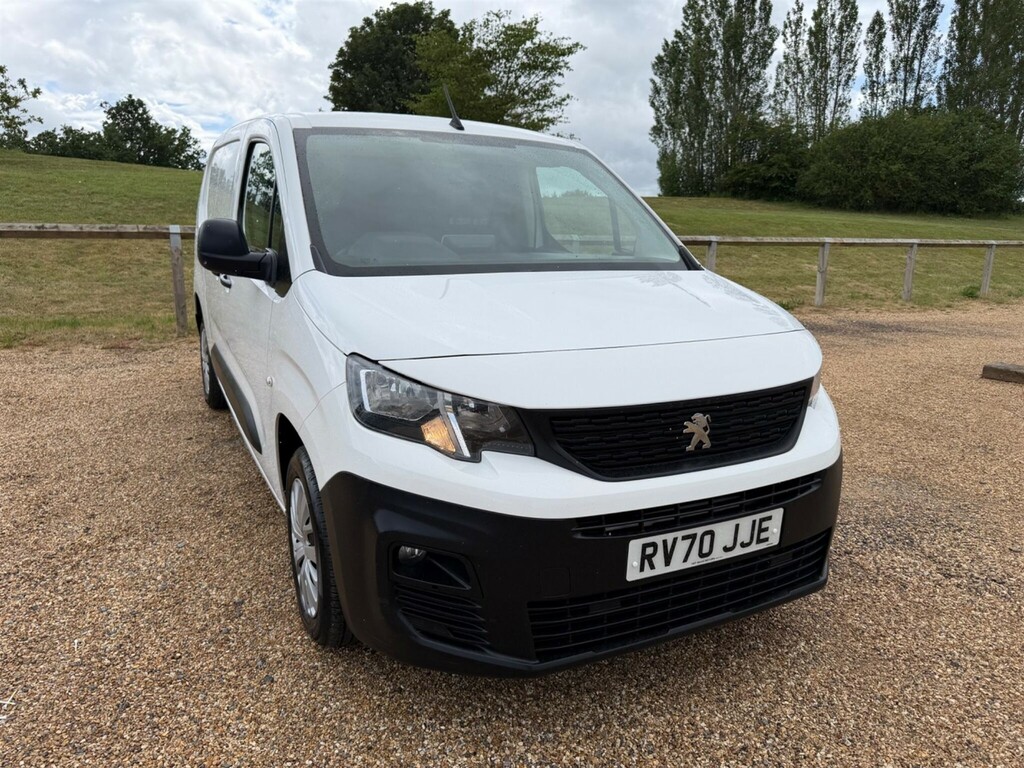 Peugeot Partner 1.2 950 Puretech Professional Long Panel Van Lwb E White