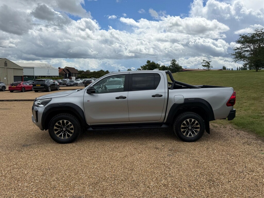 Toyota HILUX 2.8 D-4d Gr Sport 4Wd Euro 6 Ss Silver #4