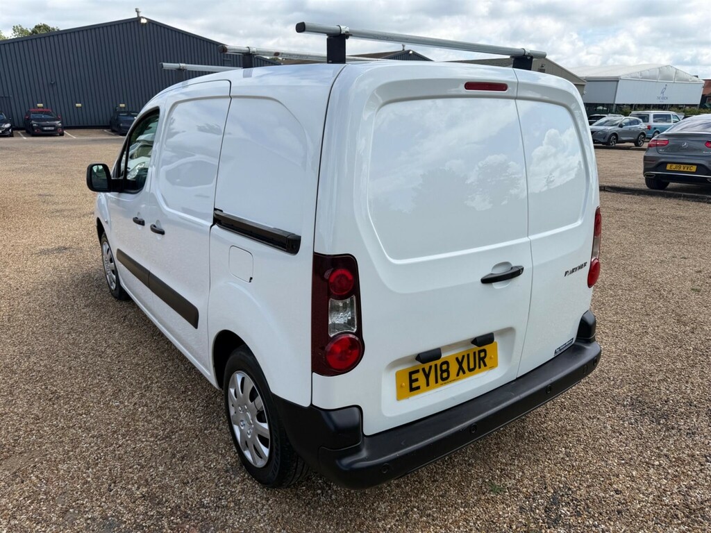 Peugeot Partner 1.6 Bluehdi 651 Professional L1 EY18XUR White #6
