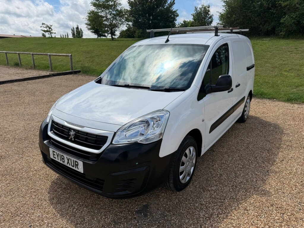 Peugeot Partner 1.6 Bluehdi 651 Professional L1 EY18XUR White #3