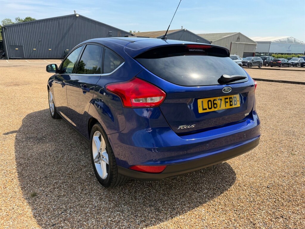 Ford Focus 1.0T Ecoboost Titanium Euro 6 Ss LO67FBB Blue #4
