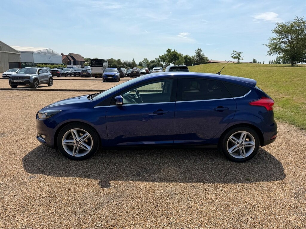 Ford Focus 1.0T Ecoboost Titanium Euro 6 Ss LO67FBB Blue #5