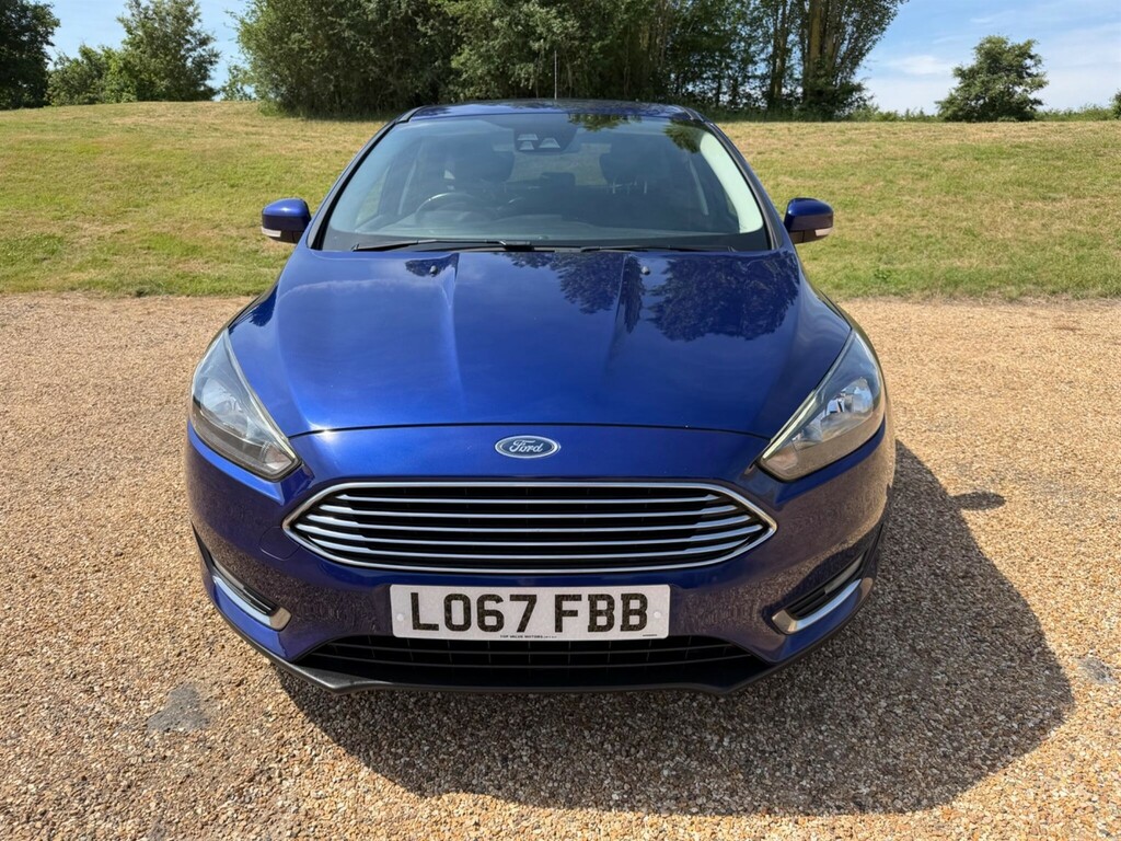 Ford Focus 1.0T Ecoboost Titanium Euro 6 Ss LO67FBB Blue #2