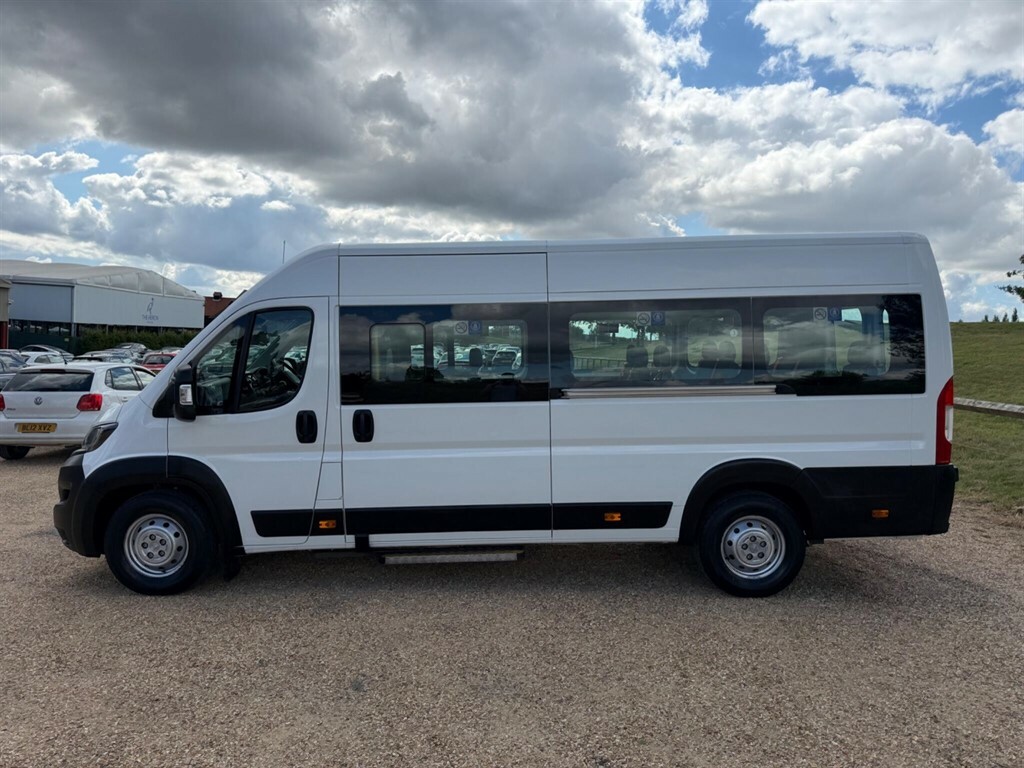 Peugeot Boxer Mpv White #4