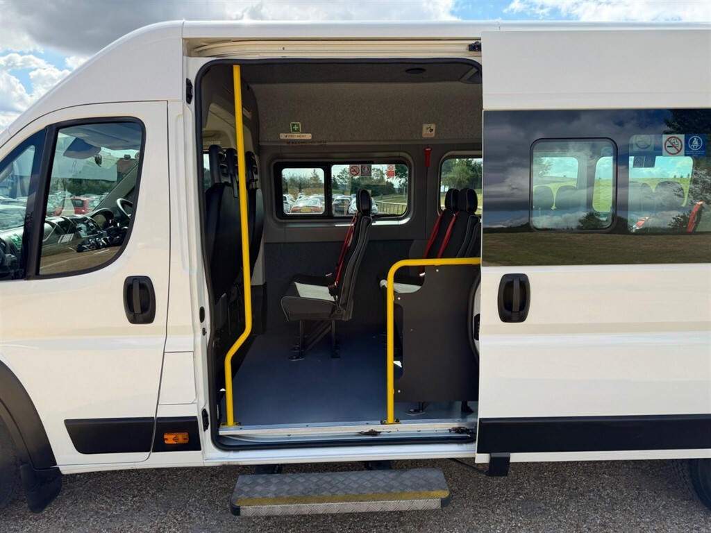 Peugeot Boxer 2.0 Blue Hdi 335 L2h2 Pv 130 Bhp Blue #18