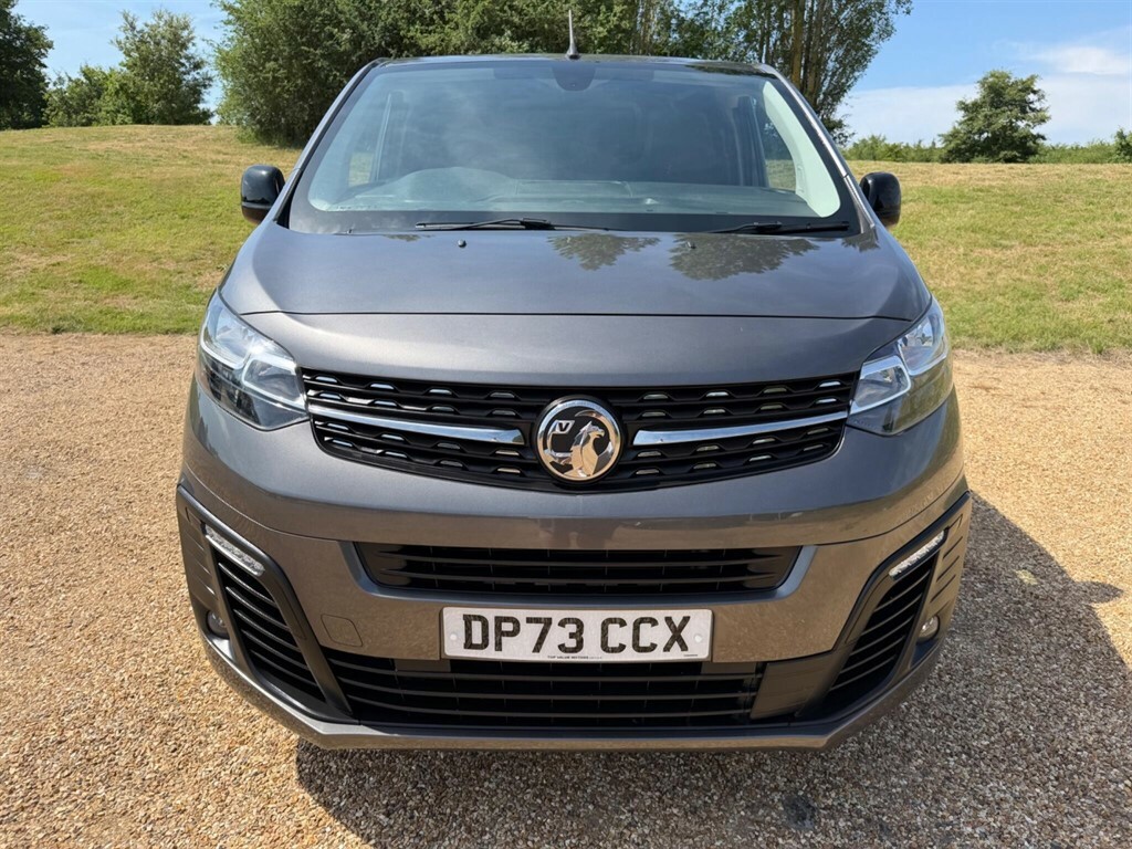 Vauxhall Vivaro Mpv Grey #2