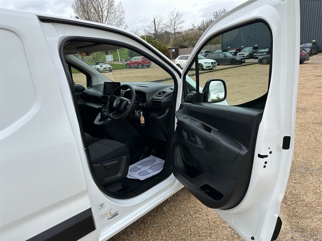 Citroen Berlingo 1.5 Bluehdi 1000Kg Driver Pro 100Ps 6 Speed White #17