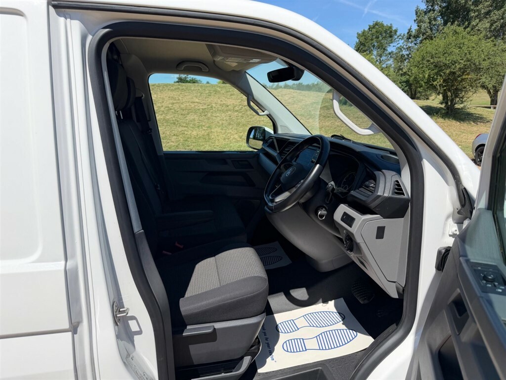 Volkswagen E-Transporter E 110 White #9