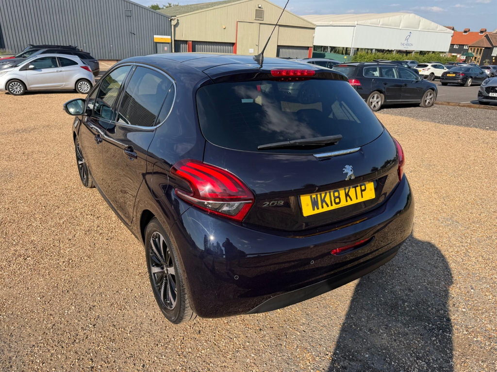 Peugeot 208 1.2 Puretech Allure Premium Euro 6 Ss Blue #4