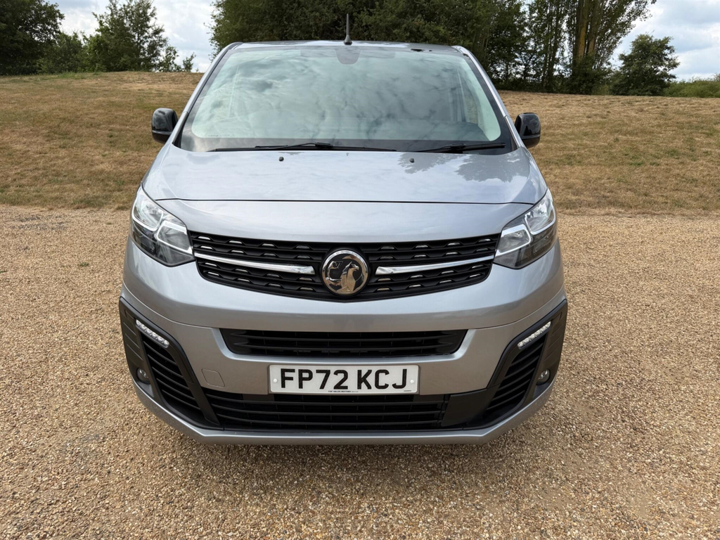Vauxhall Vivaro 2.0 Turbo D 3100 Sportive L2 H1 Euro 6 Ss 6Dr  #2