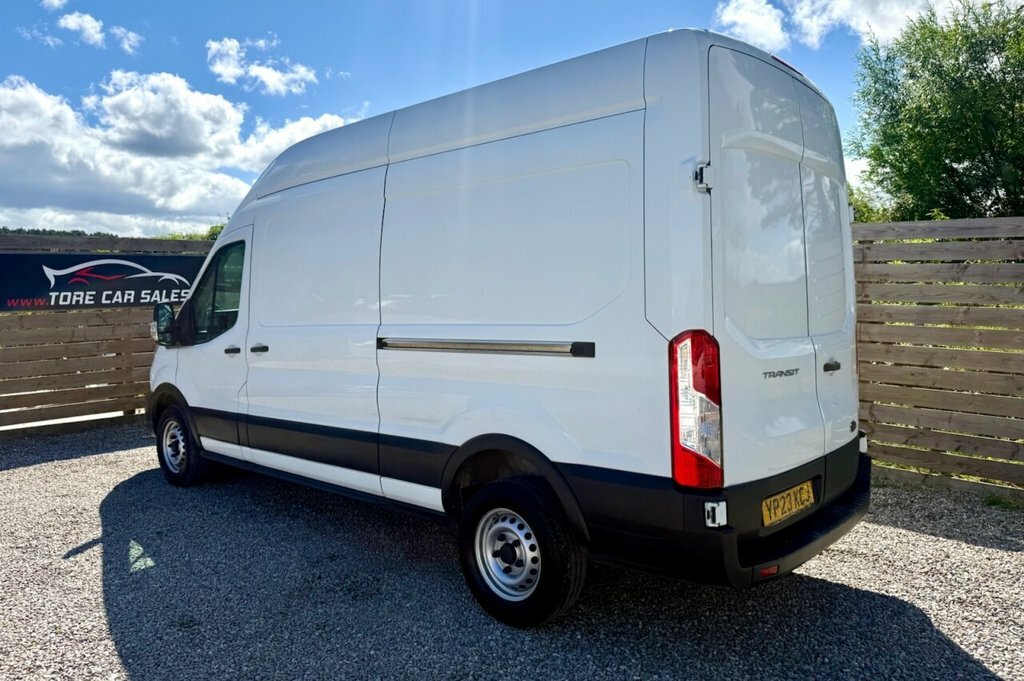 Ford Transit Custom 2L Leader YP23KCJ White #5