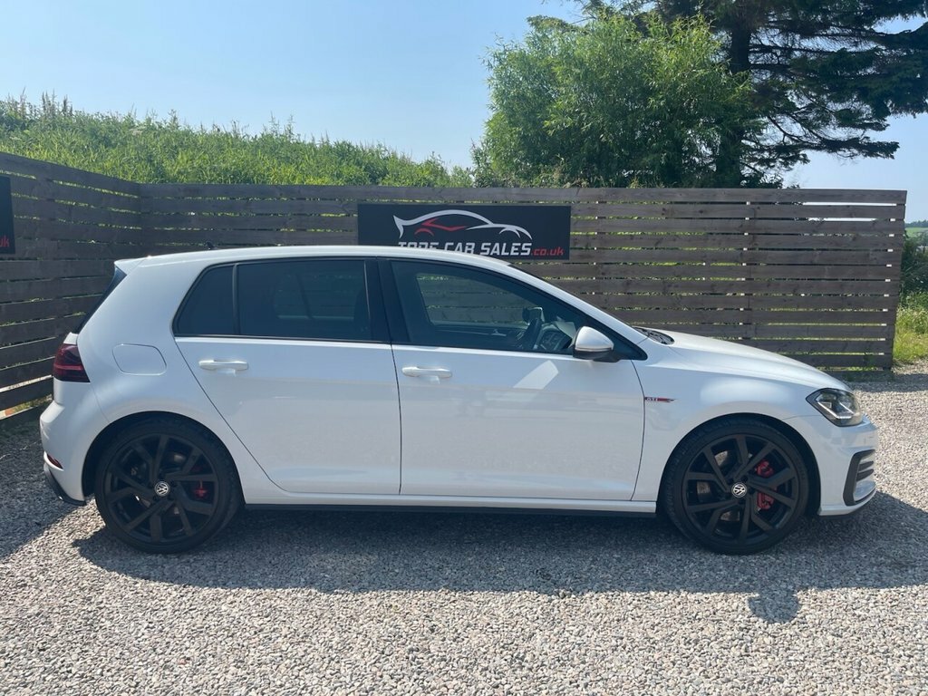 Volkswagen Golf 2L Gti Performance AP18DVW White #2