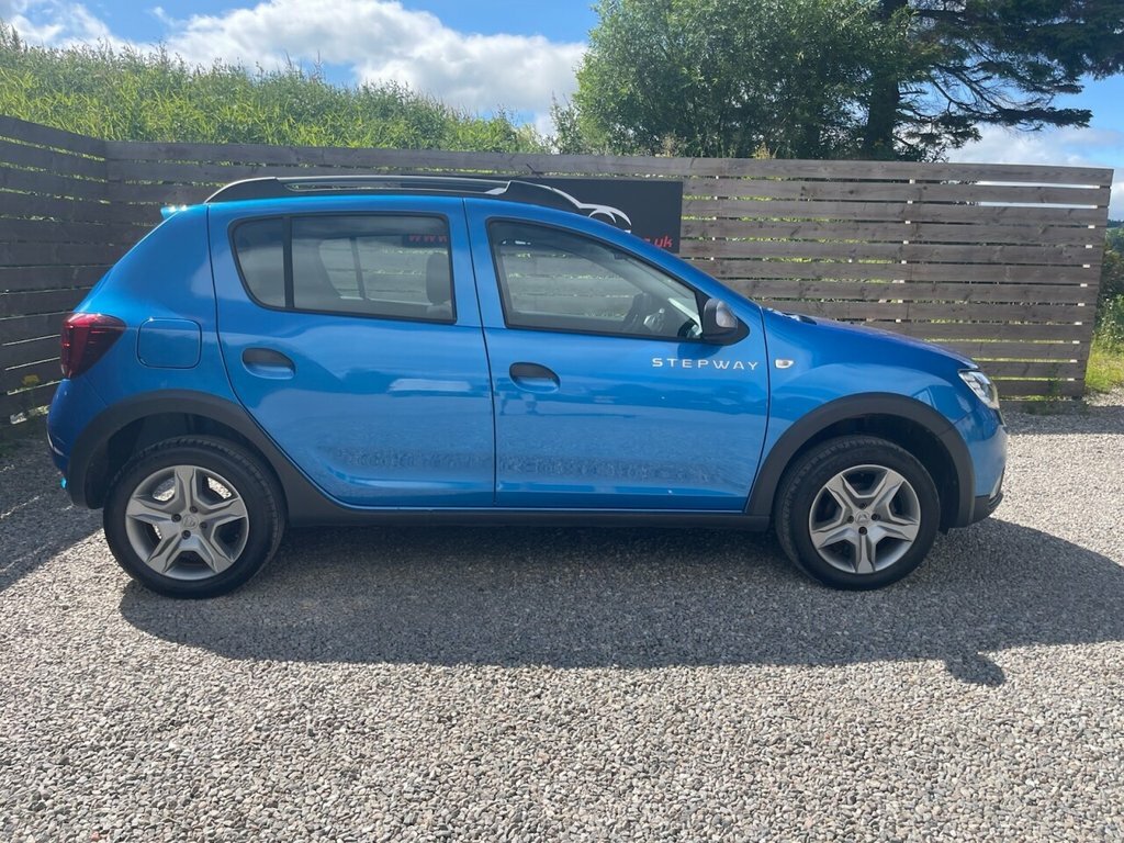 Dacia Sandero Stepway 0.9L Comfort Blue #2