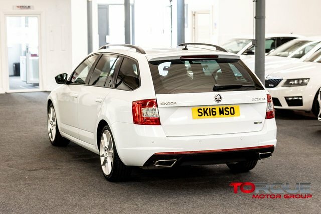 Skoda Octavia 2.0 Tdi Vrs Estate Dsg Euro 6 S S Sn SK16MSO White #6