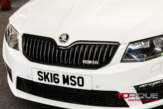 Skoda Octavia 2.0 Tdi Vrs Estate Dsg Euro 6 S S Sn SK16MSO White #4