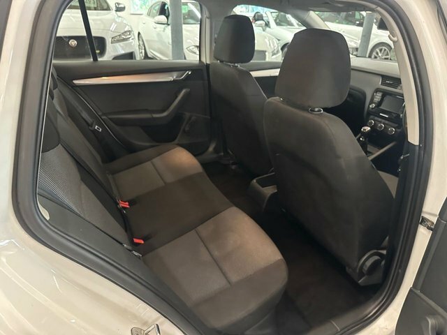 Skoda Octavia 2.0 Tdi Se Estate Dsg Euro 5 Ss 150 Grey #23