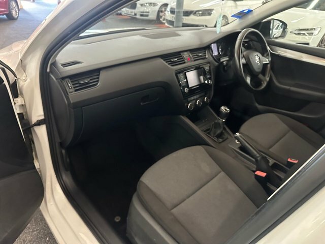 Skoda Octavia 2.0 Tdi Se Estate Dsg Euro 5 Ss 150 Grey #6
