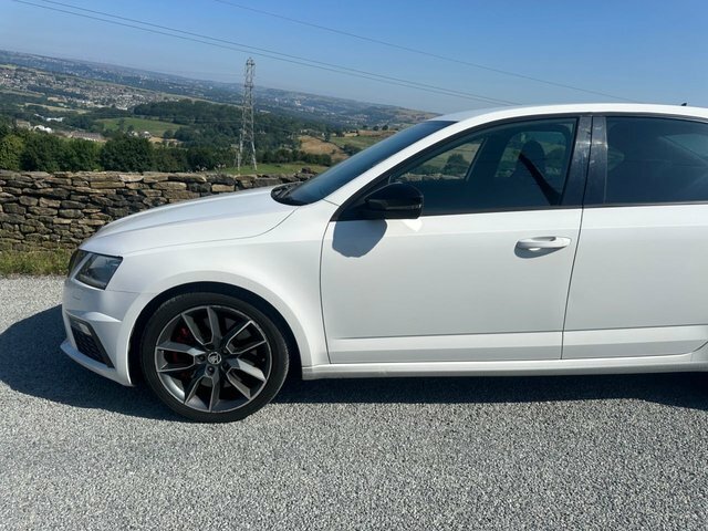 Skoda Octavia 2.0 Tsi Gpf Vrs Hatchback Dsg Euro 6 S White #3