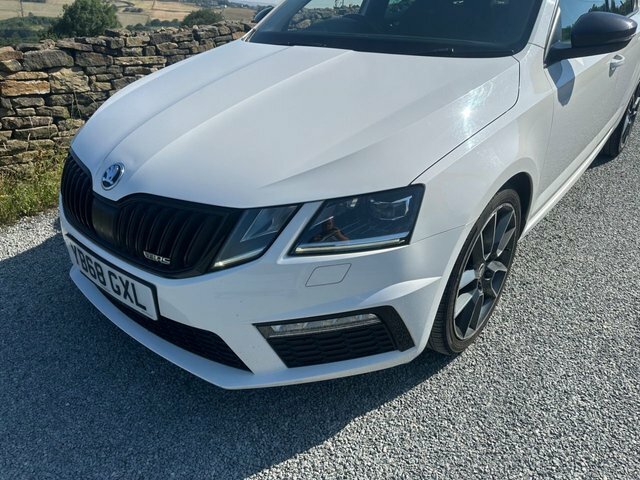 Skoda Octavia 2.0 Tsi Gpf Vrs Hatchback Dsg Euro 6 S White #2