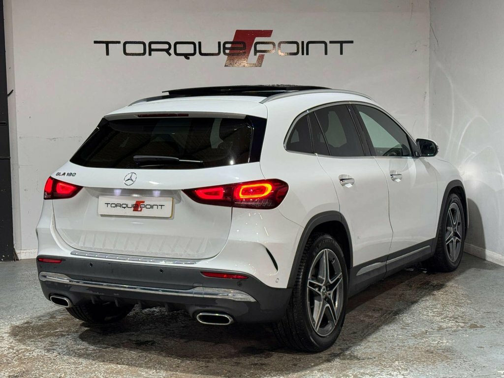 Mercedes-Benz GLA Class 1.3 Gla 180 Amg Line Premium EJ71UKX White #3