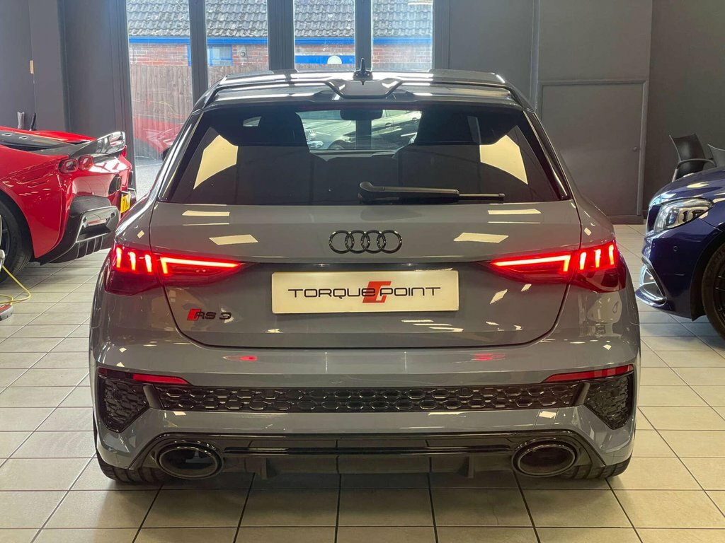 Audi RS3 3 2.5 Rs 3 Sportback Carbon Black Tfsi Quattro Sem LT23OLX Grey #5