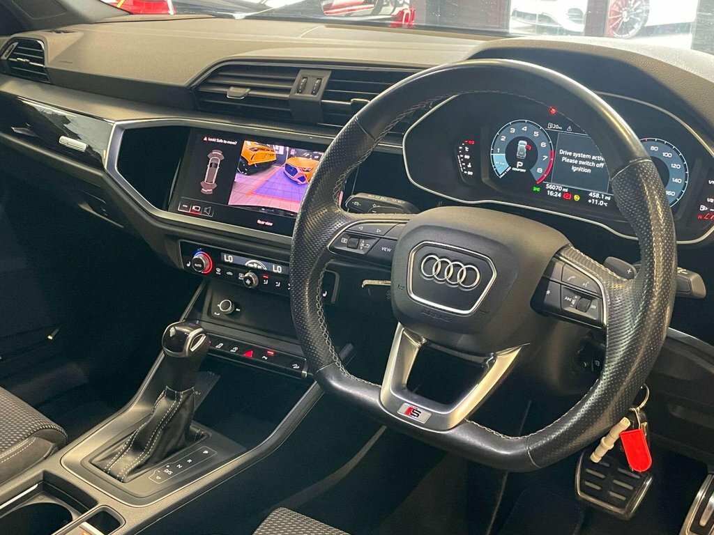 Audi Q3 1.5 Q3 Black Edition 35 Tfsi Mhev KN22NPC Black #2