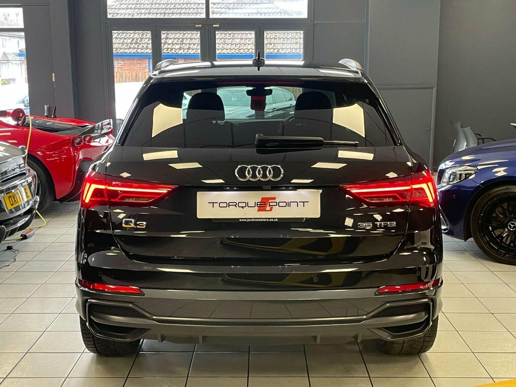 Audi Q3 1.5 Q3 Black Edition 35 Tfsi Mhev KN22NPC Black #5