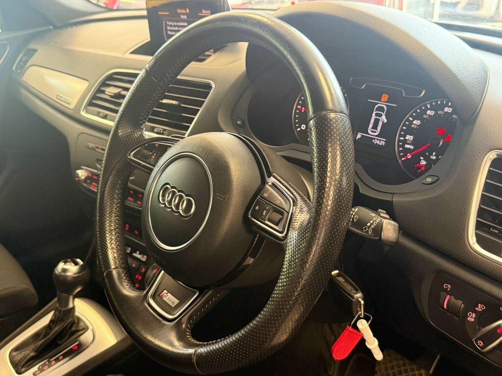 Audi Q3 2.0 Q3 S Line Tdi Quattro 4Wd DE64YTT Black #2