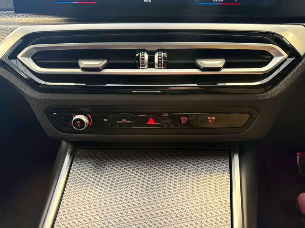 BMW 3 Series 320I Xdrive M Sport Saloon White #27