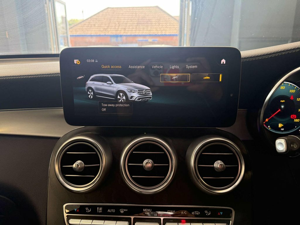 Mercedes-Benz GLC Class Amg Line White #23