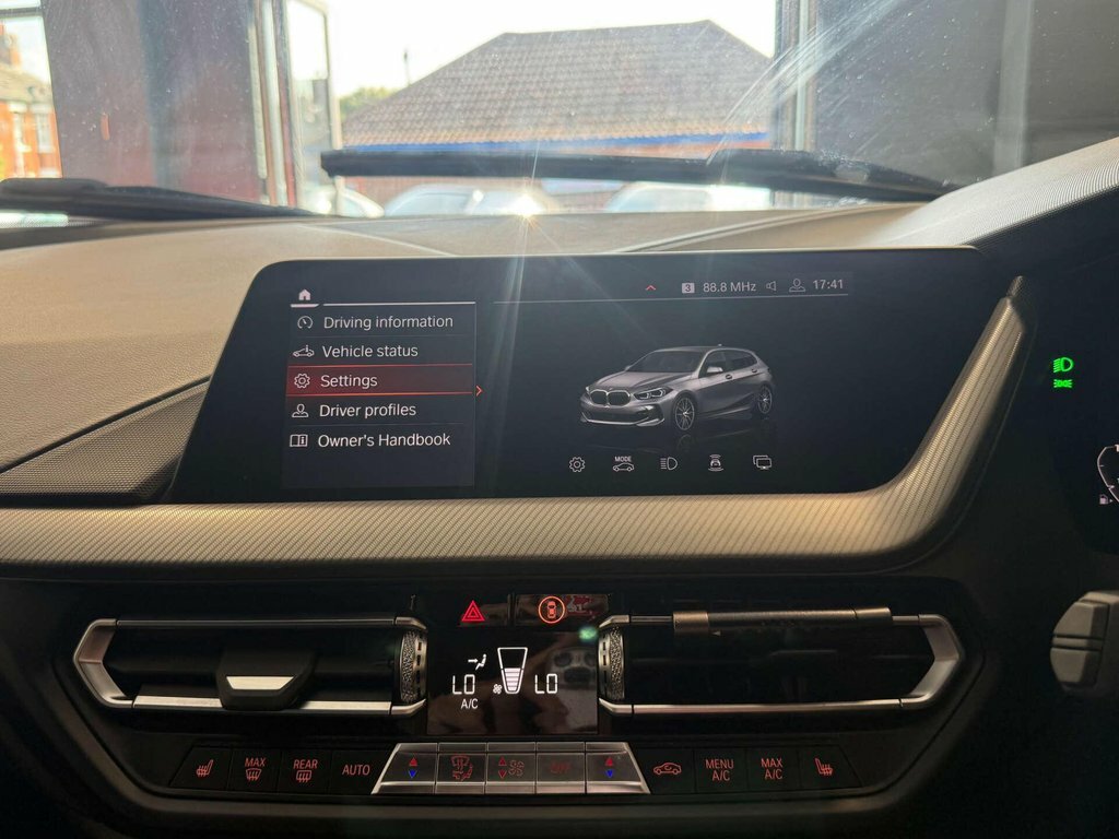 BMW 1 Series 140I Shadow Edition Step White #17