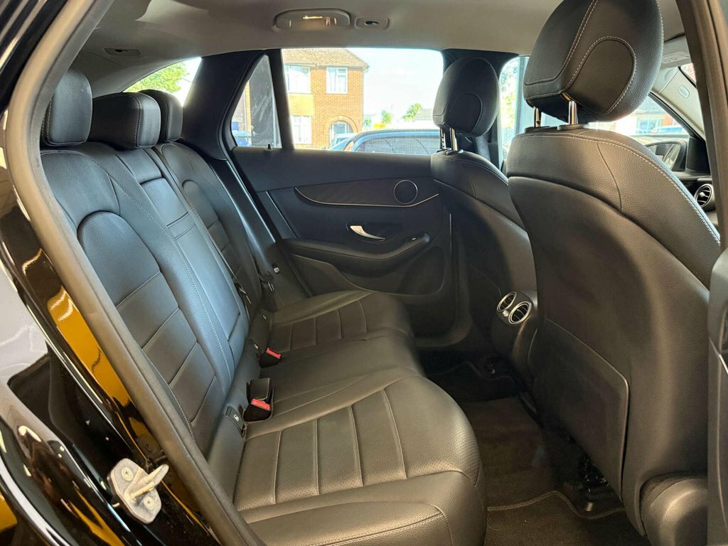 Mercedes-Benz GLC Class Glc 220 D 4Matic Amg Line Premium White #13