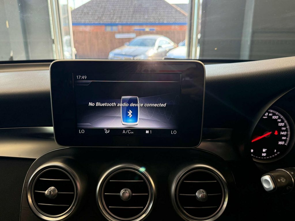 Mercedes-Benz GLC Class Glc 220 D 4Matic Amg Line Premium White #18