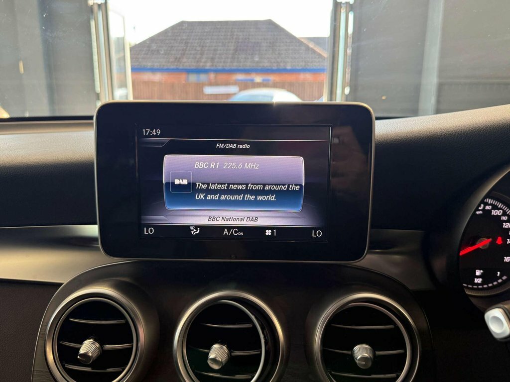 Mercedes-Benz GLC Class Glc 220 D 4Matic Amg Line Premium White #17