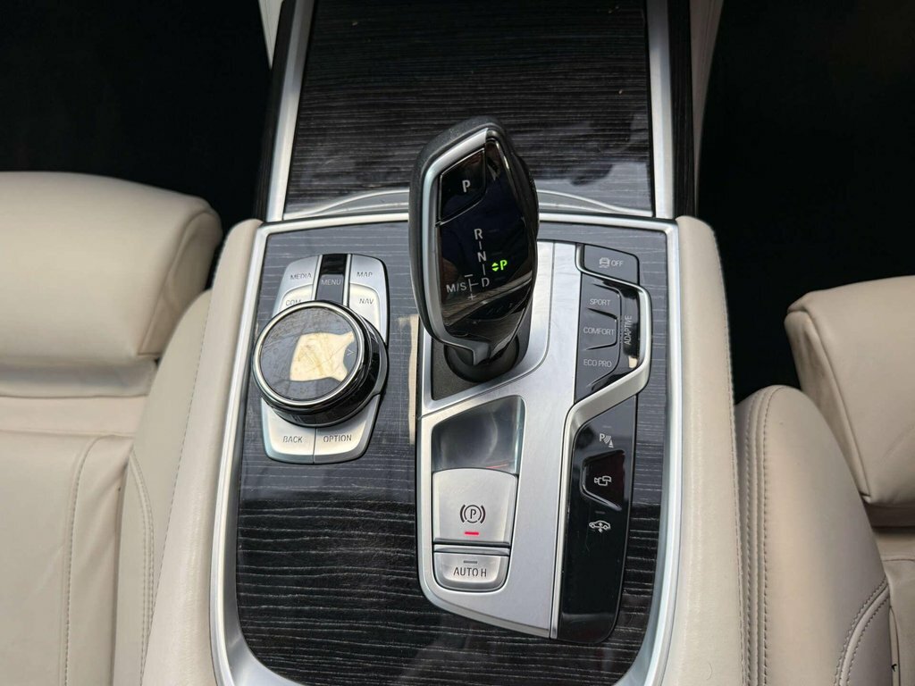 BMW 7 Series 3L M Sport Black #31
