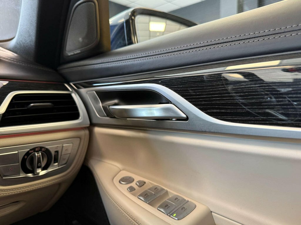 BMW 7 Series 3L M Sport Black #28
