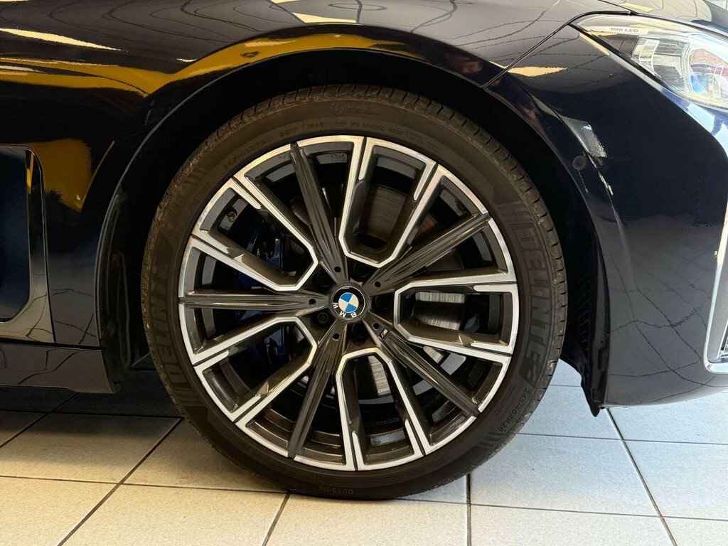 BMW 7 Series 3L M Sport Black #26