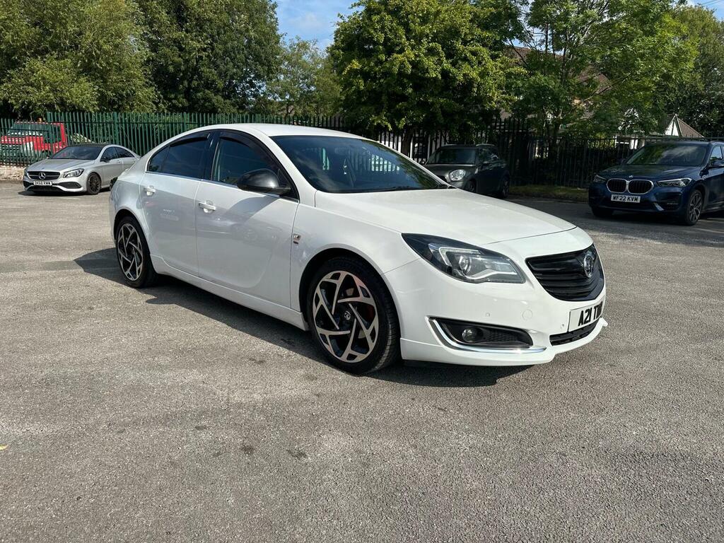 Vauxhall Insignia Hatchback 1.6 Cdti Sri VX Line Nav Euro 6 Ss White #2