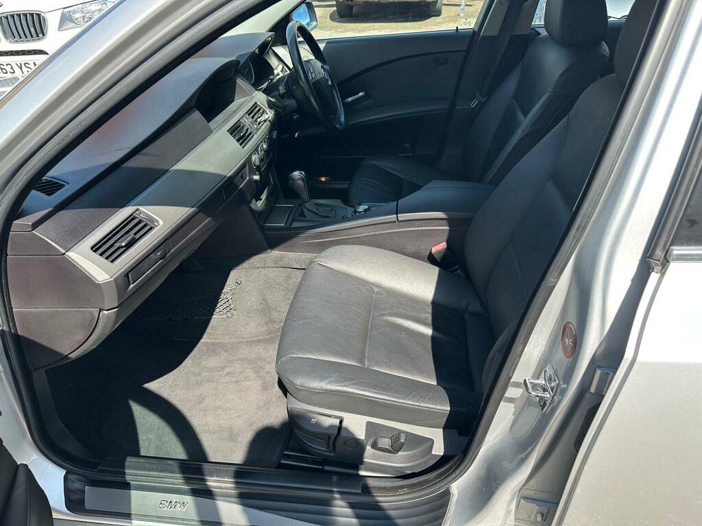 BMW 5 Series Saloon 3.0 Silver #21