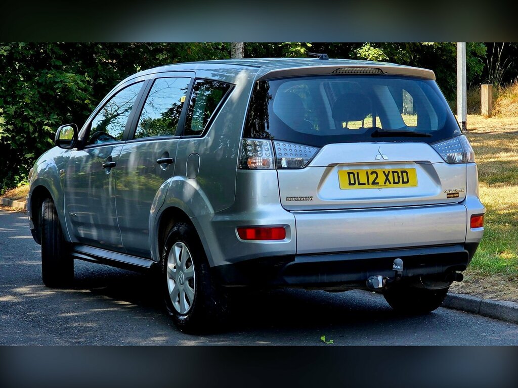 Mitsubishi Outlander 2.2 Di-d Gx3 Fwd Euro 5 Black #9