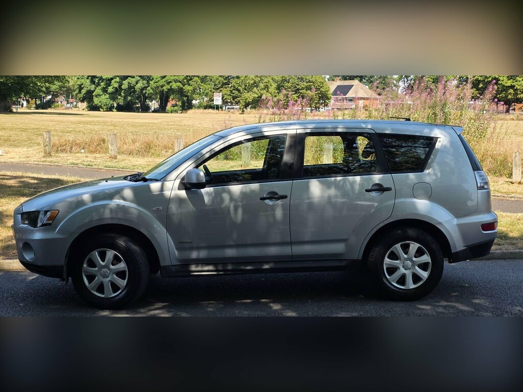 Mitsubishi Outlander 2.2 Di-d Gx3 Fwd Euro 5 Black #14