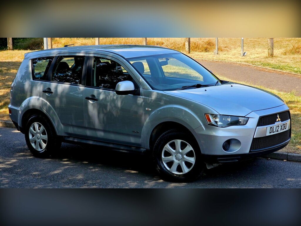 Mitsubishi Outlander 2.2 Di-d Gx2 4Wd Euro 5 Silver #4