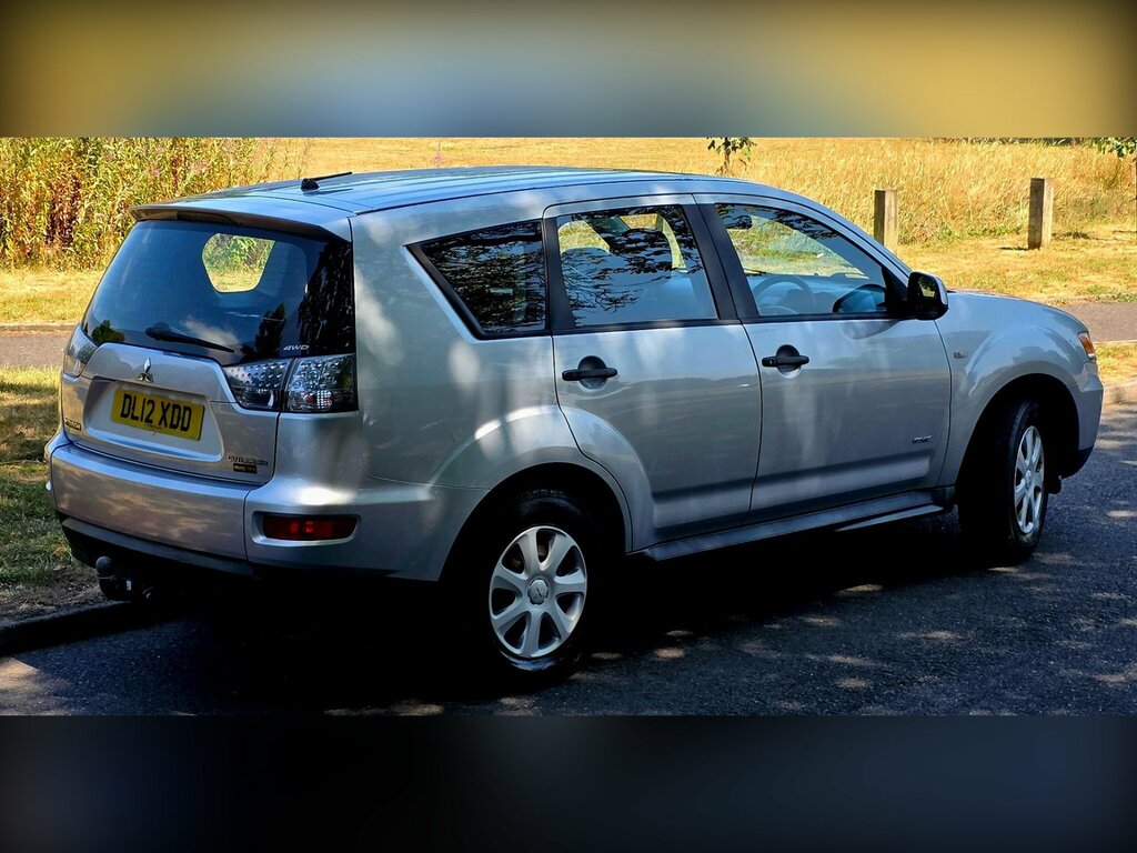 Mitsubishi Outlander 2.2 Di-d Gx3 Fwd Euro 5 Black #7