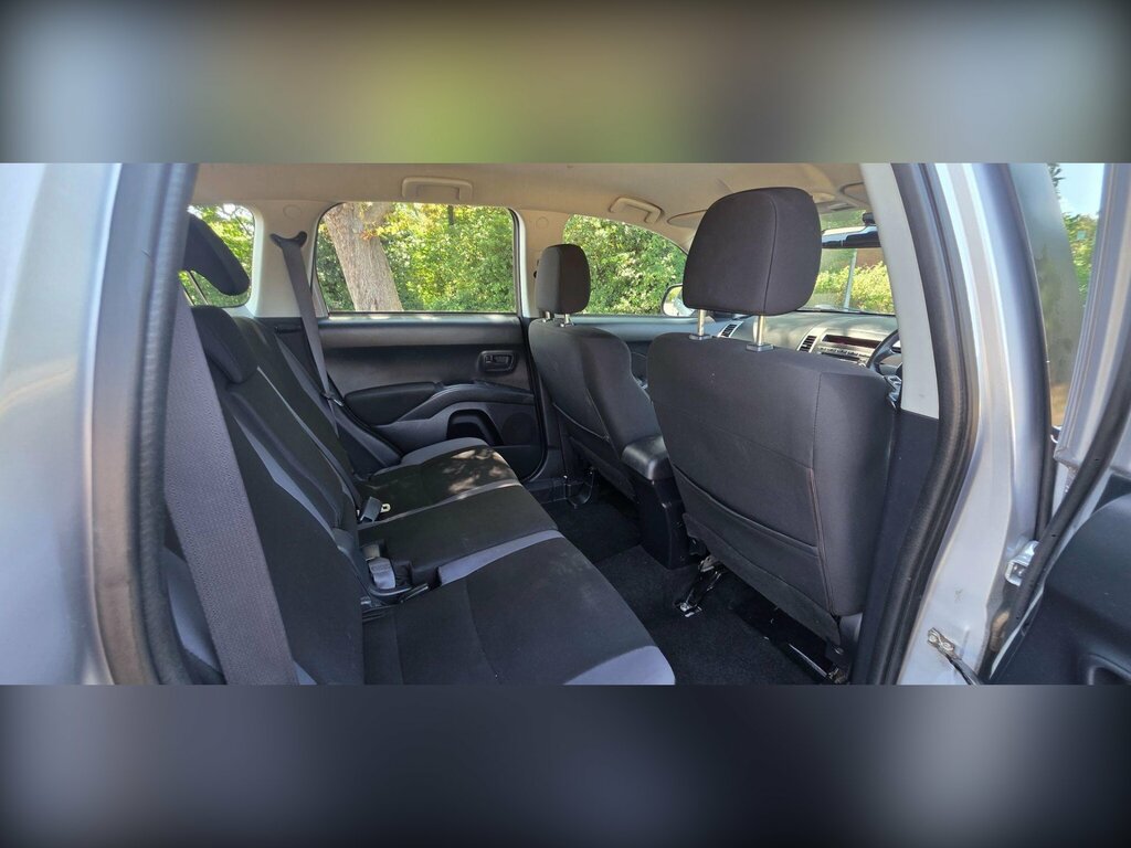 Mitsubishi Outlander 2.2 Di-d Gx3 Fwd Euro 5 Black #20
